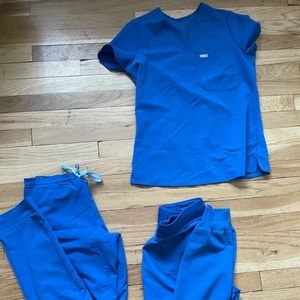 EUC Royal Blue Figs XS Catarina, Yola, & Zamora